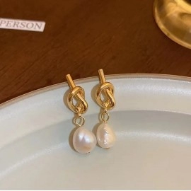 New French Elegant Gold Color Bean Spliced Flat Pearl Earrings for Korean Fashion Jewelry Party Women's Sweet Accessories